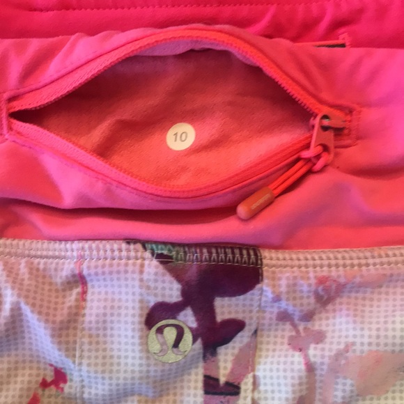 Lululemon athletic skort size 10 tall like new - Picture 3 of 4